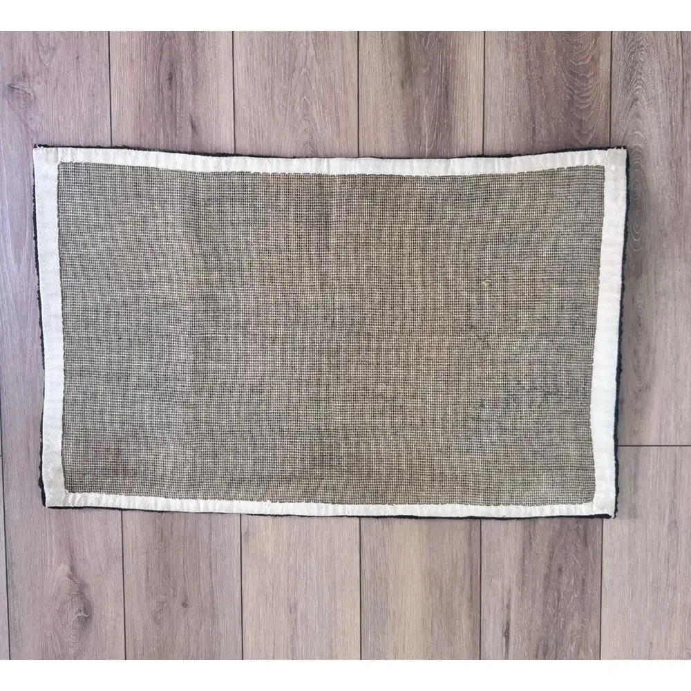 Vintage Hand Hooked Rug Floral Basket Primitive Cottagecore 21x34 Wool Accent